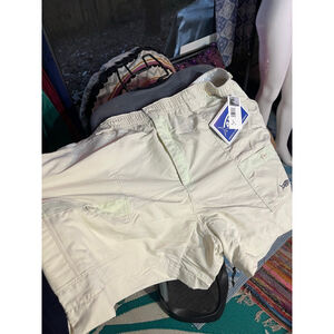 Men's AFTCO Flat Front Shorts Waist 42 Beige